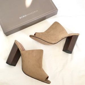 🌸HP🌸Ravella Faux Suede Nude Open Toe Mule Sandal